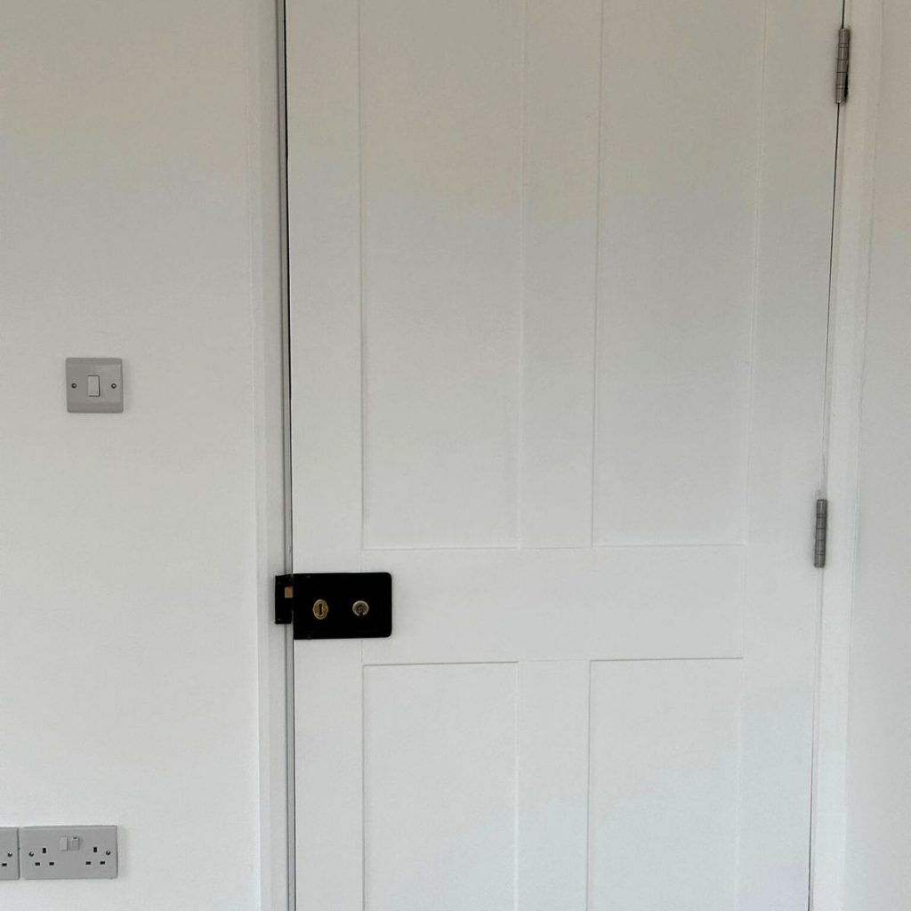 Painting and Decorating Job in SW11 London - After - White Door